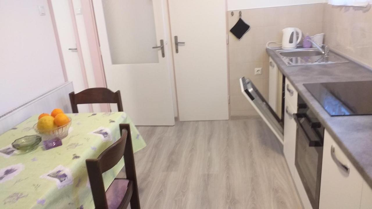 Apartman Plavo More 扎达尔 外观 照片