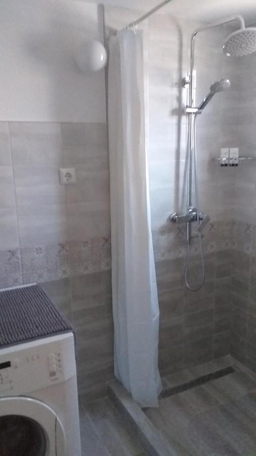 Apartman Plavo More 扎达尔 外观 照片