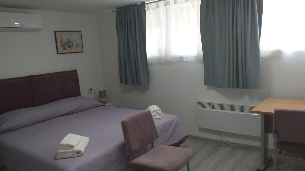 Apartman Plavo More 扎达尔 外观 照片